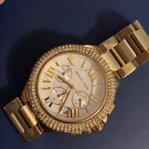 Micheal Kors Watch - Picture 3 of 4